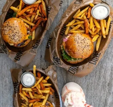 Delivery: Uber Eats, Bolt Food and Glovo